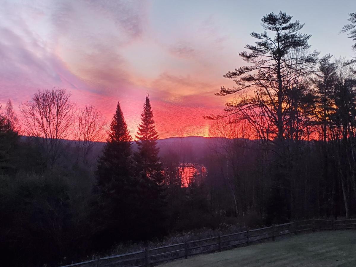 Friends Lake Inn Chestertown Bagian luar foto